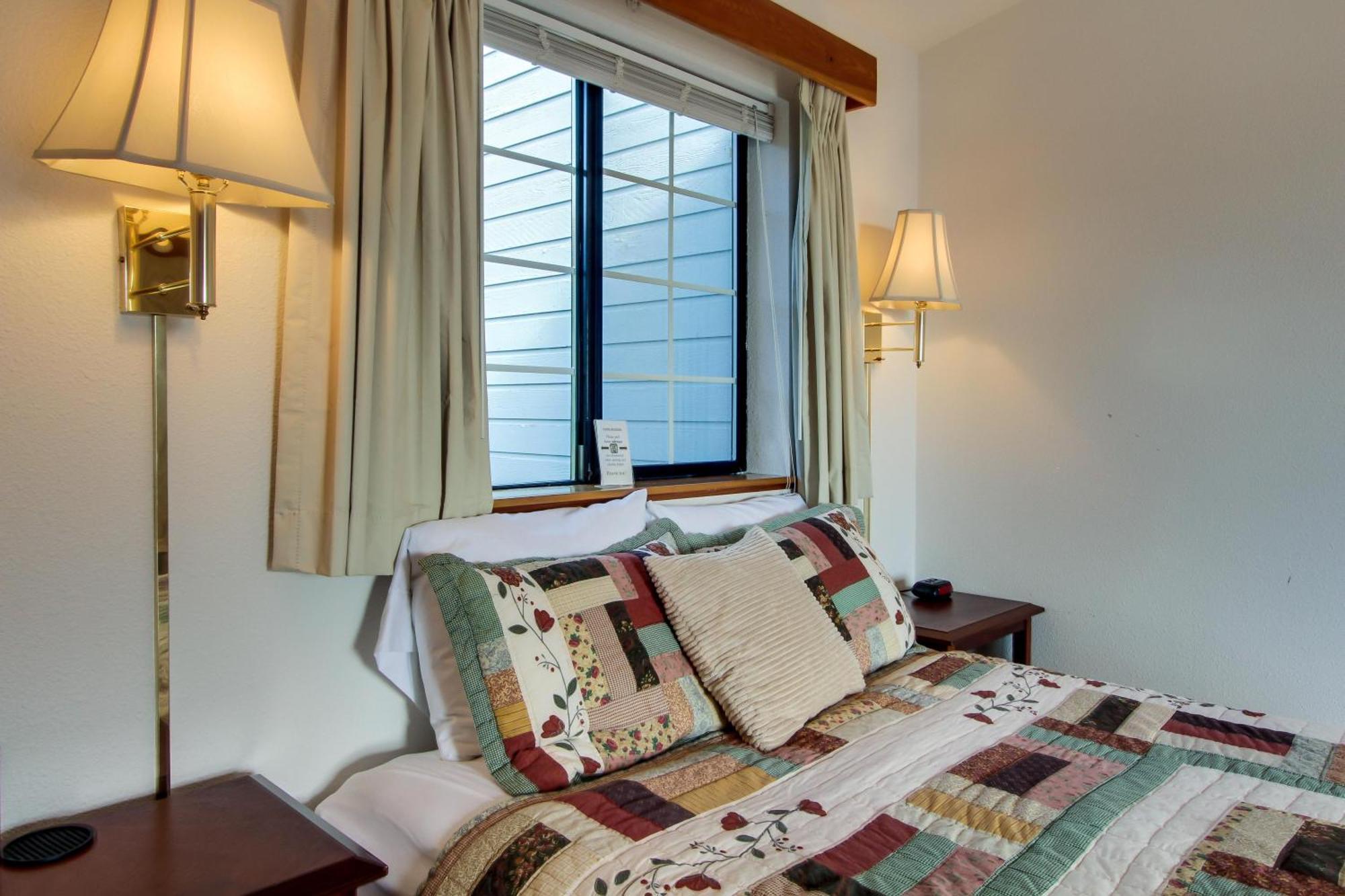 Ocean Cove Inn 야핫츠 외부 사진