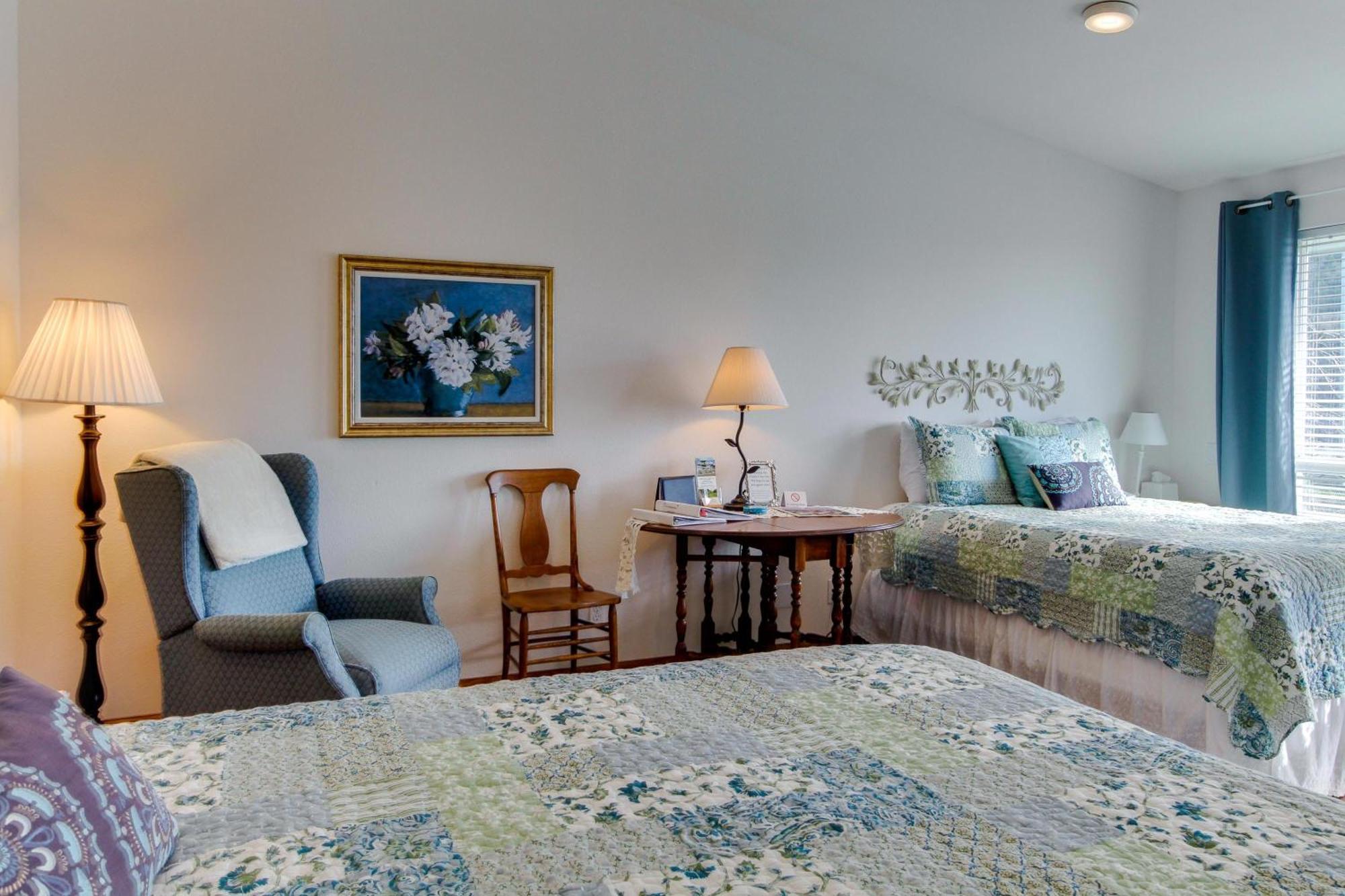 Ocean Cove Inn 야핫츠 외부 사진